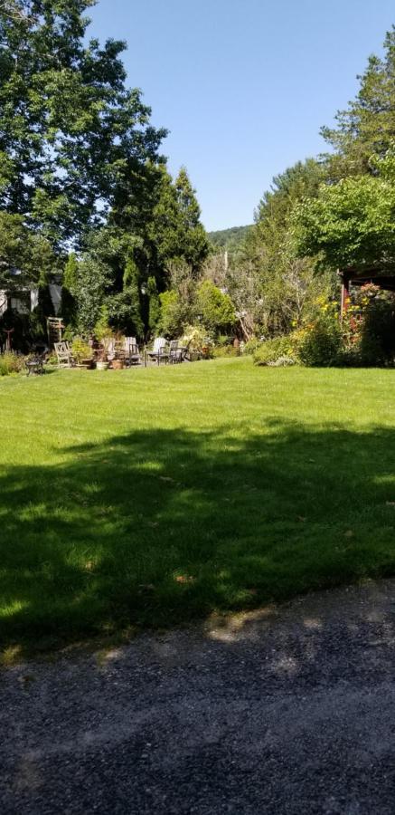 Eastgate Inn B&B 莱诺克斯 外观 照片